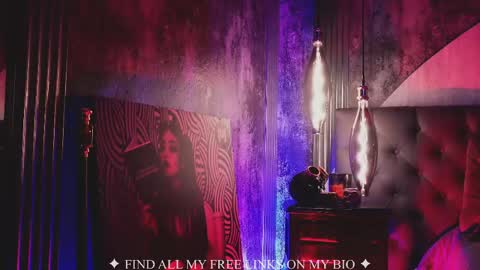 Charlotte online show from 15, 4, 2026