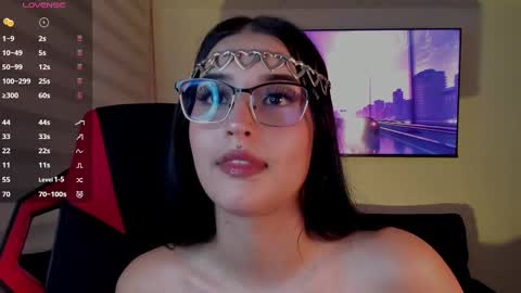Snapshot of charlotte_greys chatting on 7, 10, 2025 Charlotte online show from 7, 10, 2025
