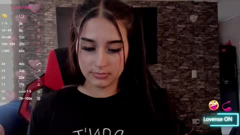 Snapshot of charlotte_greys chatting on 4, 2, 2026 Charlotte online show from 4, 2, 2026