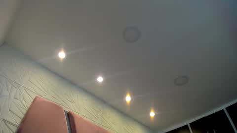 Charlotte Icee online show from 22, 2, 2025