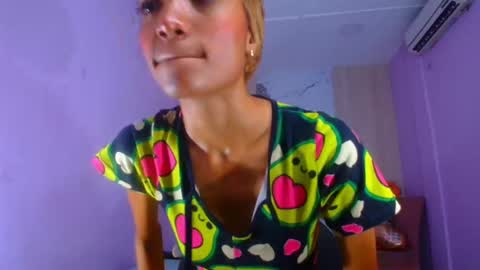 CHARLOTTE online show from 5, 2, 2025