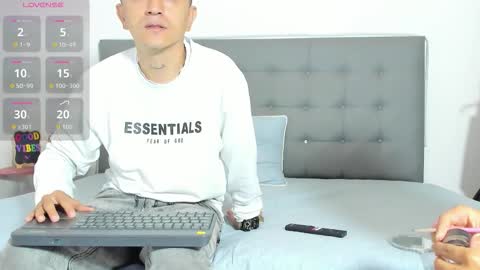 charlotteandsimon online show from 2, 12, 2025