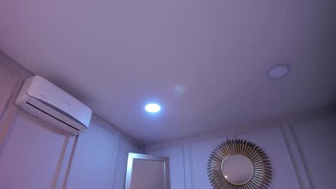 Snapshot of charlottebrownn_ chatting on 21, 12, 2025 charlottebrownn_ online show from 21, 12, 2025