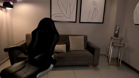 Charlotte online show from 6, 2, 2025