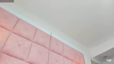 Snapshot of charlottee17 chatting on 11, 3, 2025 ANDRE online show from 11, 3, 2025