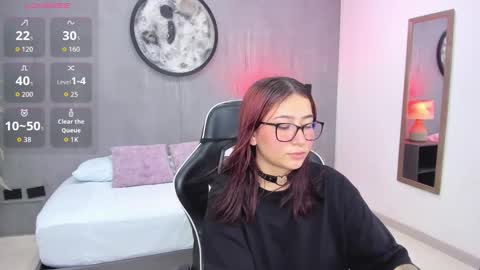 Snapshot of charlottee27_ chatting on 13, 2, 2026 Charlottee online show from 13, 2, 2026