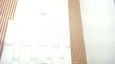 Charlotte  Schmidt online show from 19, 11, 2025