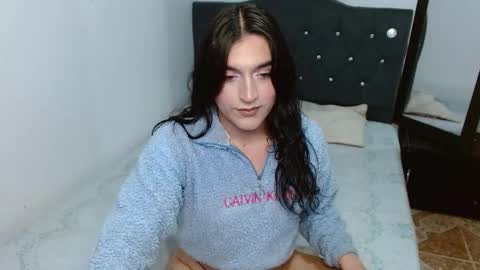 Snapshot of charlotteturners chatting on 9, 10, 2025 VALERIA online show from 9, 10, 2025