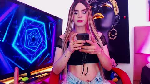 charlotte villorina online show from 3, 10, 2025