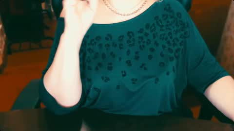 CharlotteXTasty online show from 17, 1, 2025