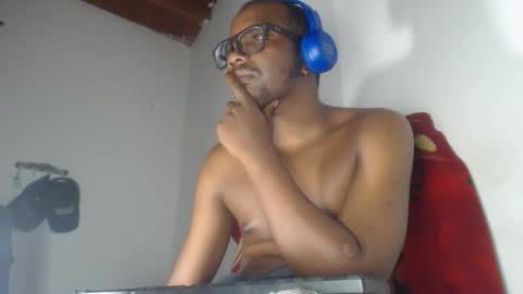 charly_vergonti_ online show from 15, 9, 2025