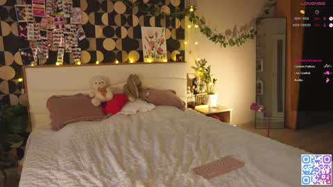 Snapshot of charming_daisy chatting on 3, 2, 2026 my fansly Charming daisy My Wishlist for new toys online show from 3, 2, 2026