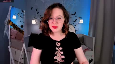 Snapshot of charmygrace chatting on 30, 10, 2025 Grace online show from 30, 10, 2025