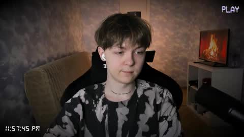 Snapshot of charonbaby1 chatting on 29, 9, 2025 lynxy online show from 29, 9, 2025