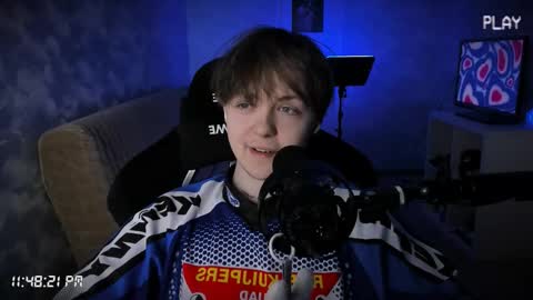 Snapshot of charonbaby1 chatting on 17, 11, 2025 lynxy online show from 17, 11, 2025