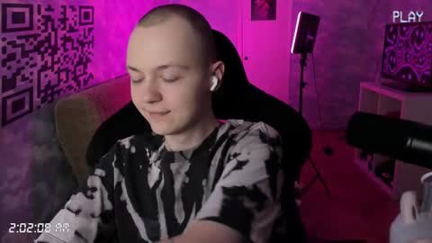 Snapshot of charonbaby1 chatting on 4, 12, 2025 lynxy online show from 4, 12, 2025