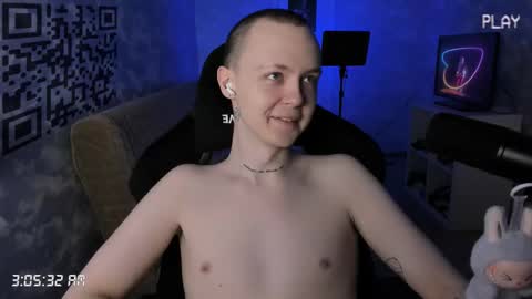 Snapshot of charonbaby1 chatting on 14, 12, 2025 lynxy online show from 14, 12, 2025