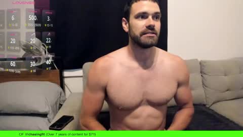 Snapshot of chasemason20 chatting on 5, 6, 2026 Onlyfans chasingfit Instagram the arguer Twitter chasingfitOF online show from 5, 6, 2026