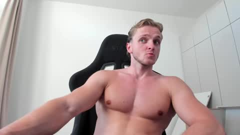 Snapshot of chasereed_ chatting on 24, 5, 2026 Chase Reed online show from 24, 5, 2026