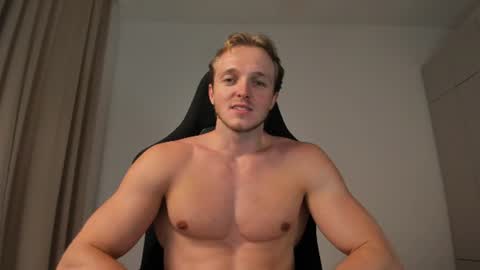 Snapshot of chasereed_ chatting on 2, 7, 2026 Chase Reed online show from 2, 7, 2026