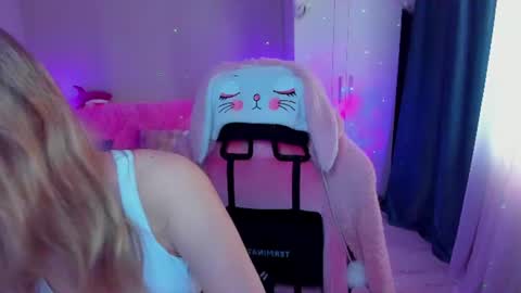 Snapshot of chatur_lady_ chatting on 12, 7, 2026 Betty online show from 12, 7, 2026