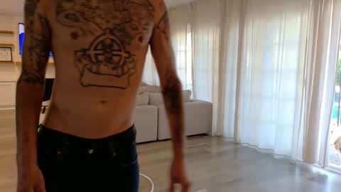 Snapshot of chaturhoe chatting on 29, 9, 2025 Rockhard Cockstar N Roxynyes online show from 29, 9, 2025