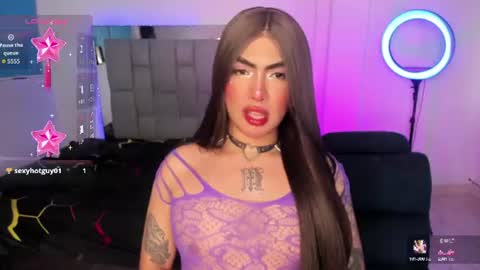 Snapshot of chaturmodels chatting on 19, 7, 2026 Sophie online show from 19, 7, 2026