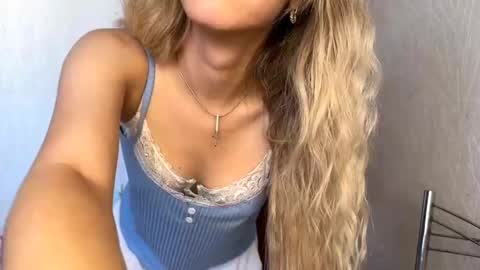 Snapshot of chayashortle chatting on 17, 9, 2025 Milissa online show from 17, 9, 2025