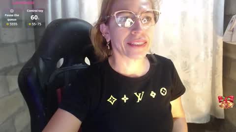 CHAYLA VICTORIA RUIZ  online show from 15, 3, 2026