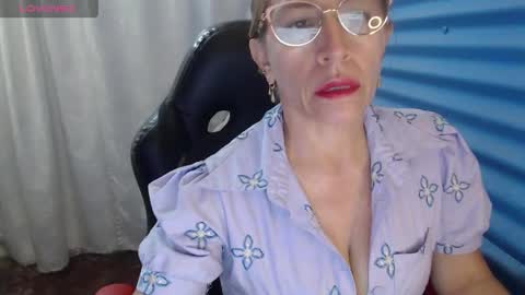 CHAYLA VICTORIA RUIZ  online show from 6, 4, 2026