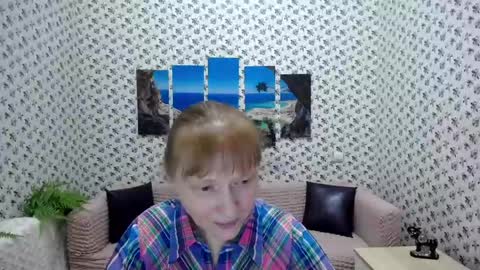 Snapshot of cheerful_madam1 chatting on 29, 4, 2026 cheerful_madam1 online show from 29, 4, 2026