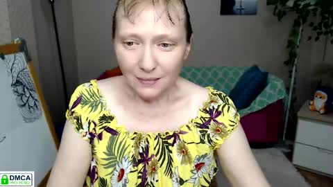 Snapshot of cheerful_madam1 chatting on 23, 5, 2026 cheerful_madam1 online show from 23, 5, 2026