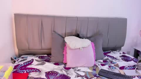 Cherlyn online show from 11, 2, 2025