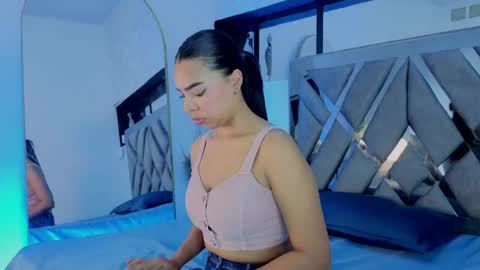 Snapshot of chel_seth chatting on 28, 5, 2026 online show from 28, 5, 2026