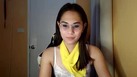 chelly4u69 online show from 22, 4, 2026