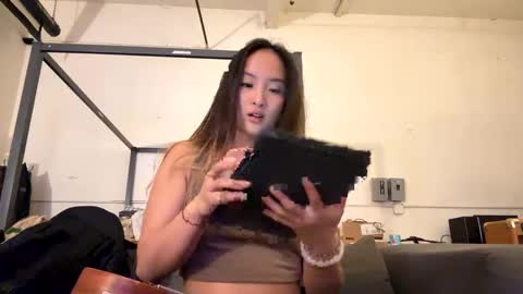 chellybear101 online show from 16, 12, 2024