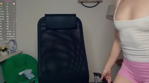 chelsiecleal online show from 15, 2, 2026