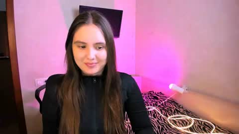 Snapshot of chelsyluxex chatting on 5, 7, 2026 Chelsy Luxe online show from 5, 7, 2026