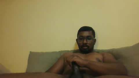 Snapshot of chennaibull1011 chatting on 16, 4, 2026 chennaibull1011 online show from 16, 4, 2026