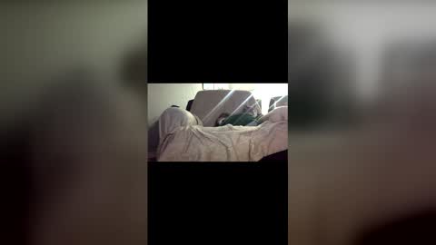 chenovich online show from 29, 4, 2026