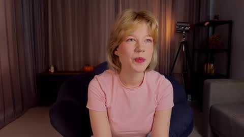 Snapshot of cherlynreece chatting on 14, 3, 2026 Hello guys Im Hanna online show from 14, 3, 2026