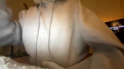 cherrieamaretto online show from 6, 1, 2026