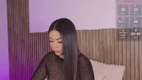 Snapshot of cherry__bloom_ chatting on 15, 12, 2025 MIA online show from 15, 12, 2025