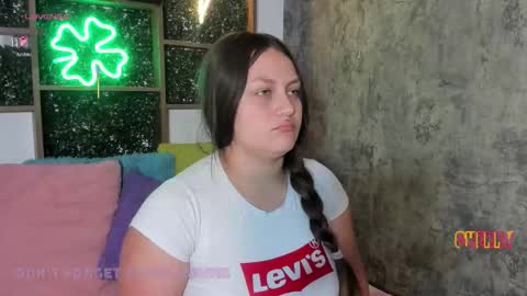 Snapshot of cherry_copper chatting on 1, 11, 2025 cherryl online show from 1, 11, 2025