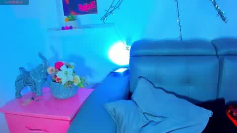Snapshot of cherry_gate chatting on 17, 7, 2026 cherry_gate online show from 17, 7, 2026
