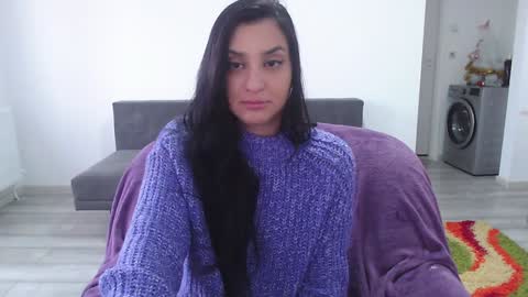 Snapshot of cherry_pie95 chatting on 3, 2, 2025 Sherry online show from 3, 2, 2025