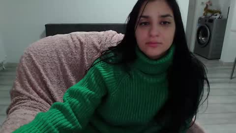 Snapshot of cherry_pie95 chatting on 12, 2, 2025 Sherry online show from 12, 2, 2025