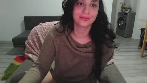 Snapshot of cherry_pie95 chatting on 13, 2, 2025 Sherry online show from 13, 2, 2025