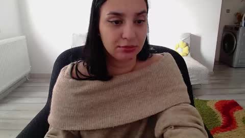 Snapshot of cherry_pie95 chatting on 16, 11, 2025 Sherry online show from 16, 11, 2025