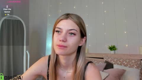 cherry_pr1ce online show from 2, 12, 2025